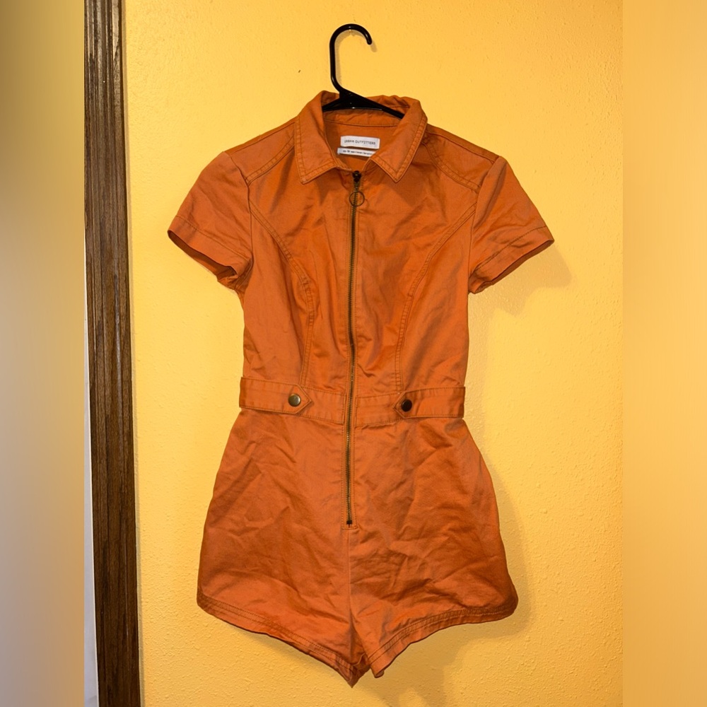 CARGO ROMPER URBAN OUTFITTERS NWT